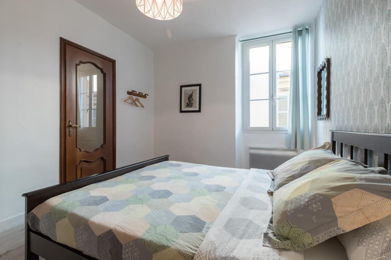 Bright Apartment Old Town Ница Екстериор снимка